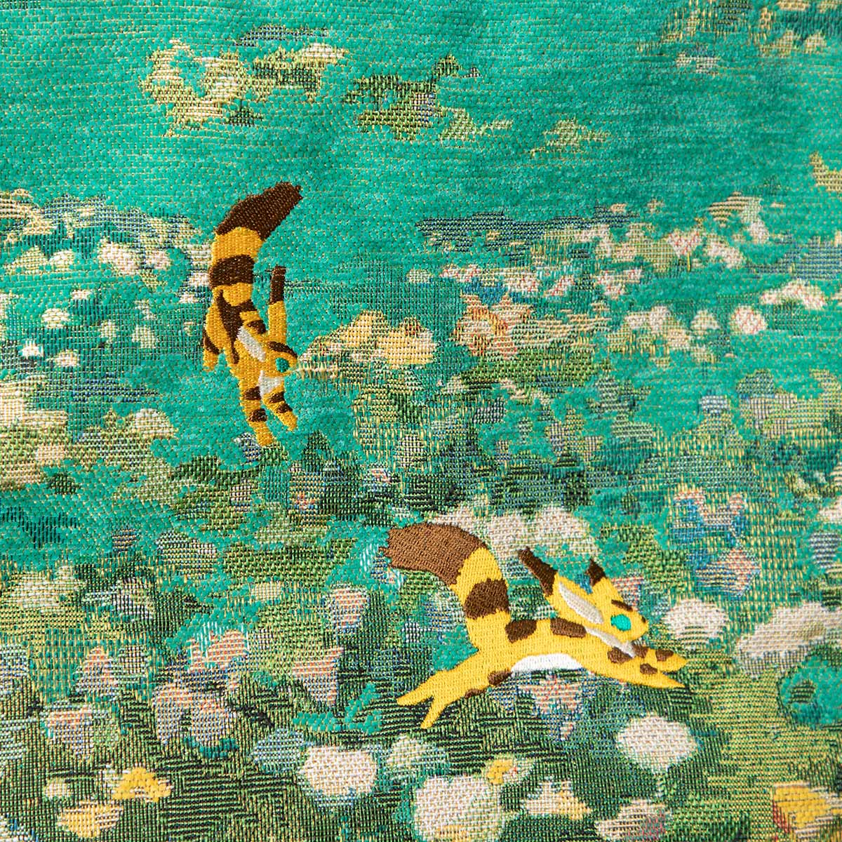 Castle in the Sky Gobran Tote Bag " Fox Squirrel "