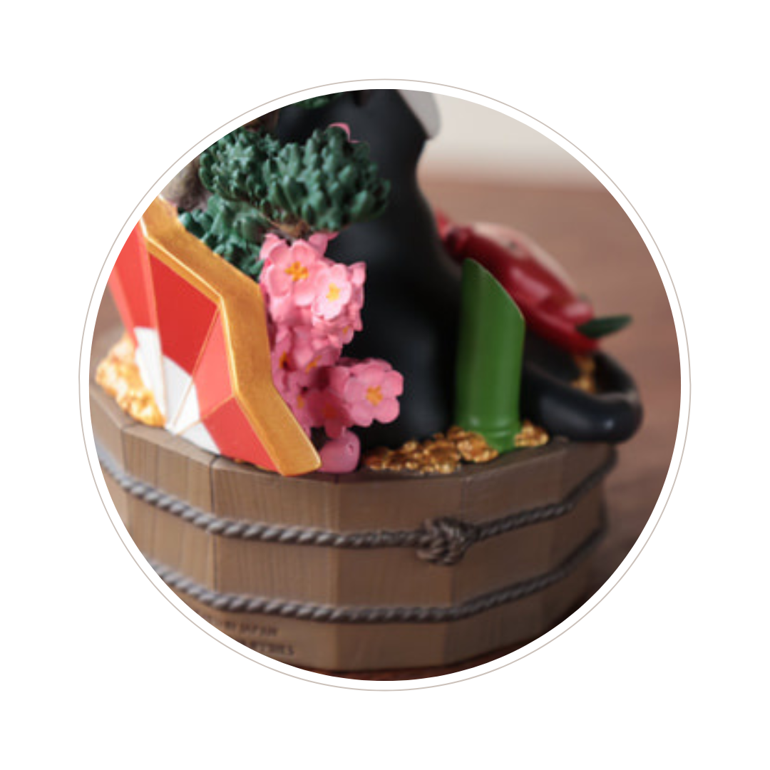 Spirited Away No-Face 松竹梅 Auspicious Ornaments Deluxe Kaonashi