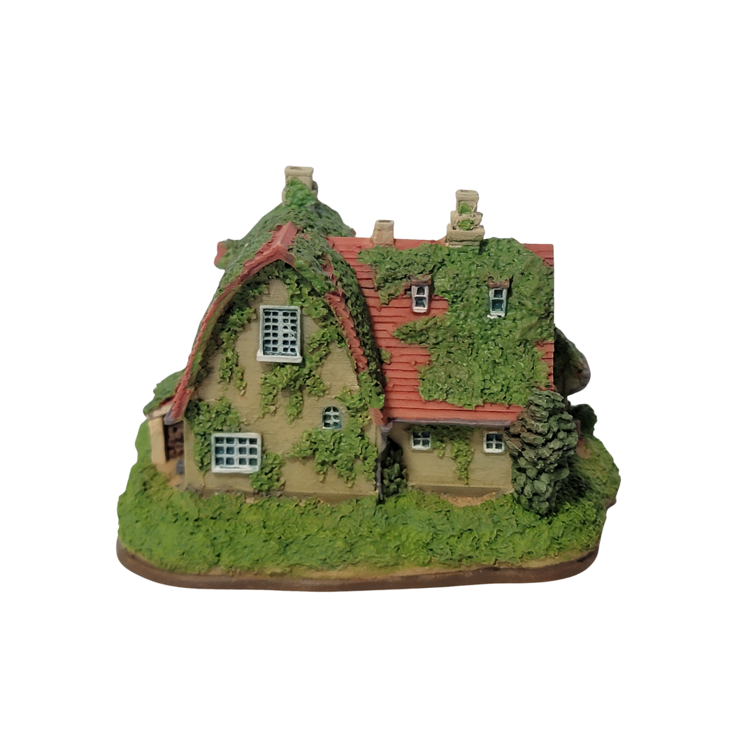 Kiki's Delivery Service “Okino Residence” Building Series Diorama Figurine – Ghibli Park Limited Edition